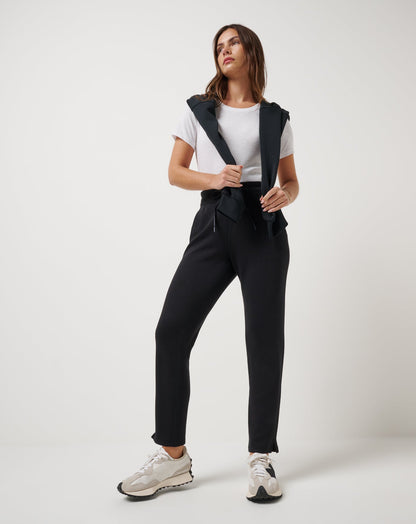 TravisMathew | Skyloft Soft Ankle Pant - Black