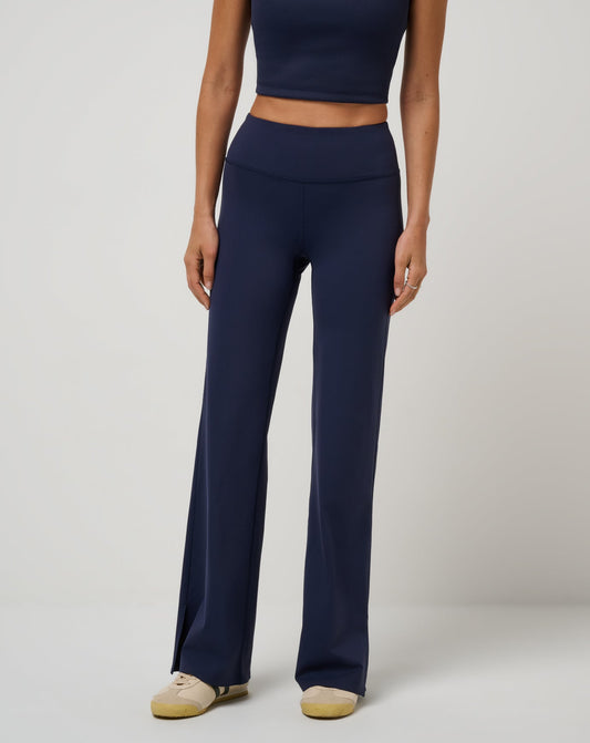 TravisMathew | Moveknit Bonded Pant - Navy Blazer