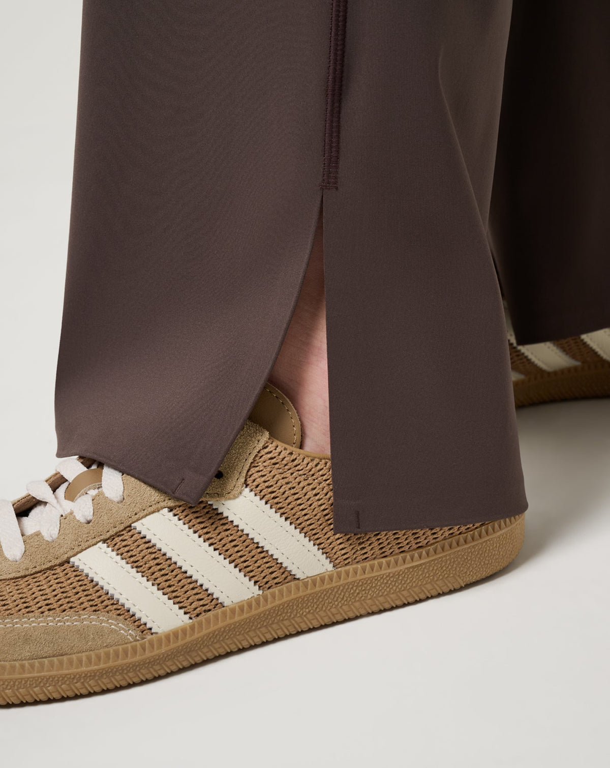TravisMathew | Moveknit Bonded Pant - Coffee Grounds