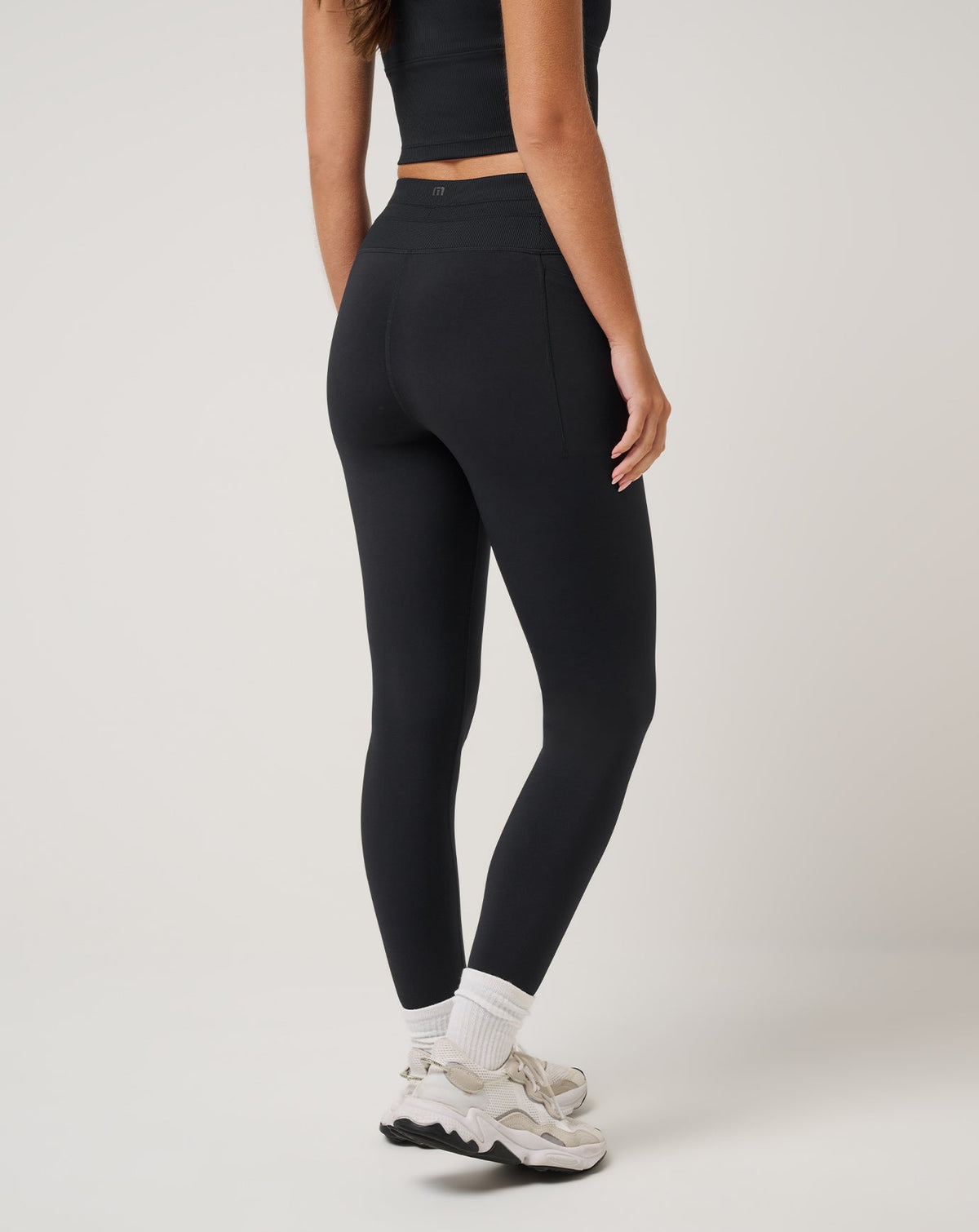 TravisMathew | Moveknit Tie Bonded Legging - Black