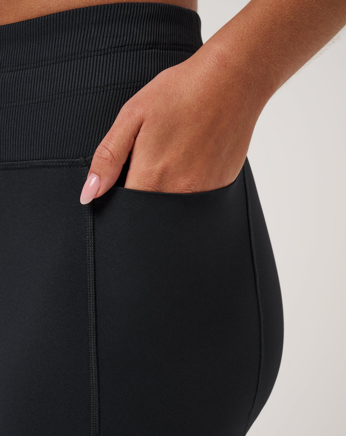 TravisMathew | Moveknit Tie Bonded Legging - Black