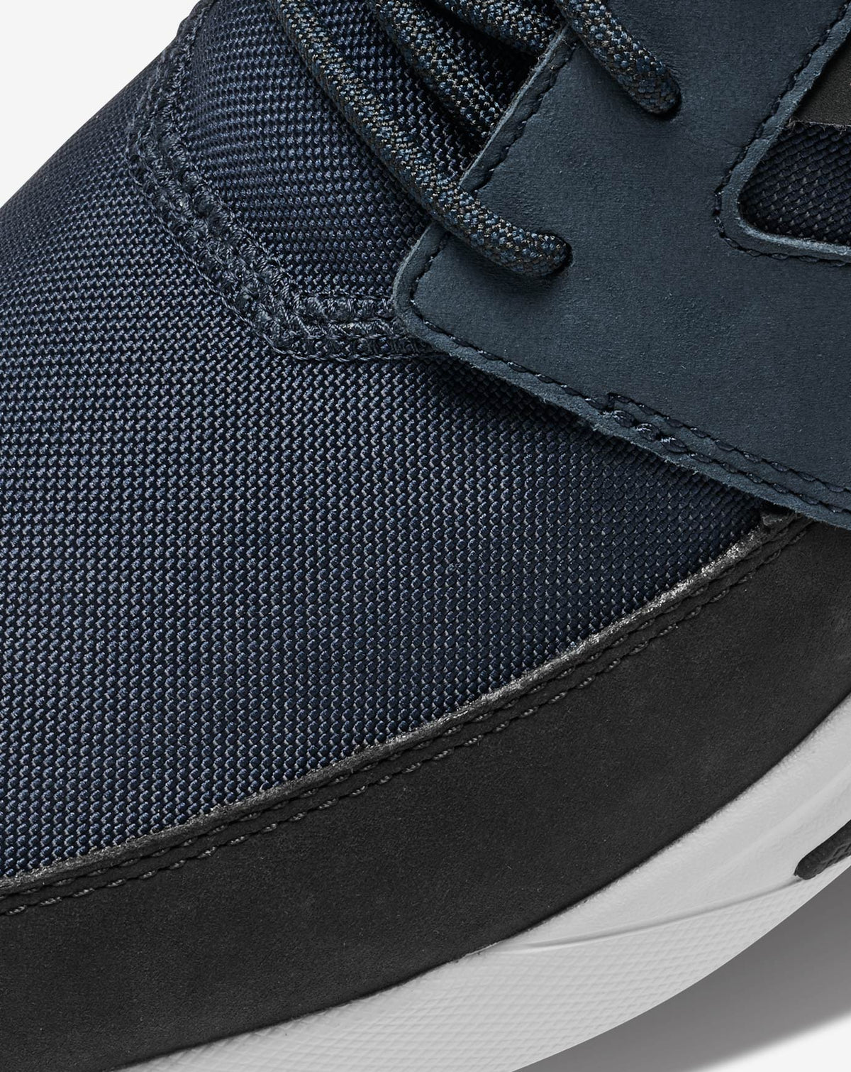 TravisMathew | The Daily Ranger - Total Eclipse/Black