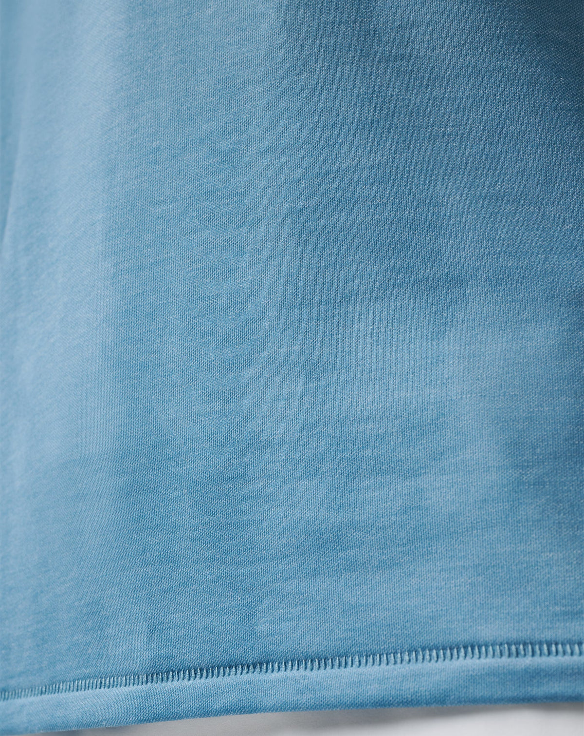 TravisMathew | Featherweight Active Printed Polo - Smoke Blue Multi