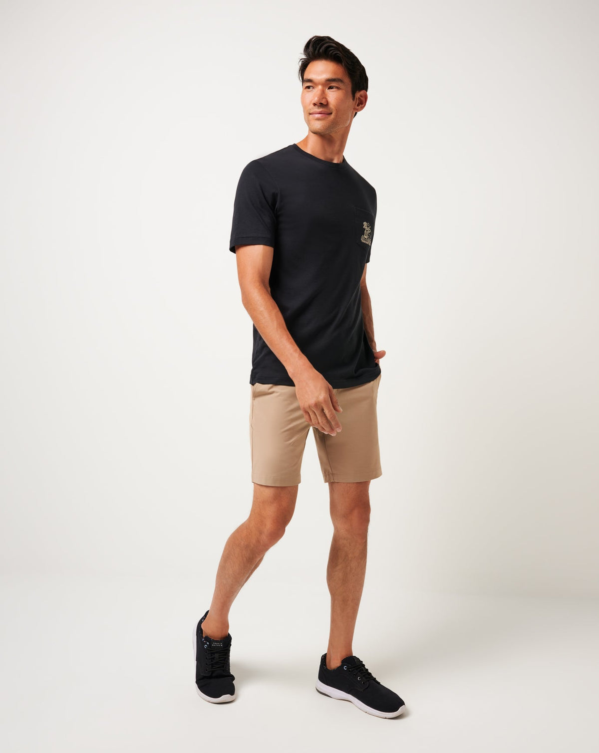 TravisMathew | Lost Cave Pocket Tee - Black